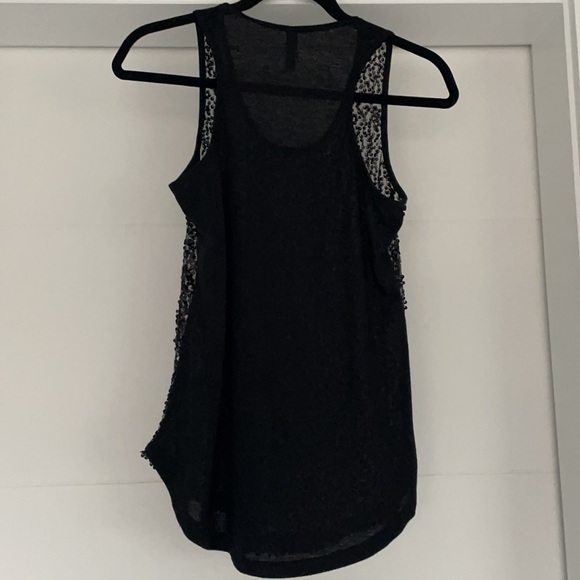 EUC black sequin tank. Size medium - Picture 3 of 3